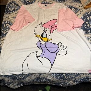 Cakeworthy Daisy Duck Graphic Raglan Tee - White, Pink, Lavender